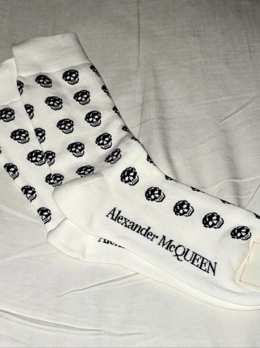 NWT Alexander McQueen White Skull Short One Pair Crew Socks Size M